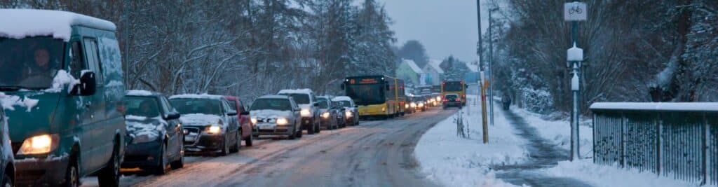 Wegerisiko: wegen Schnee und Eis zu spät zu Arbeit, Personal